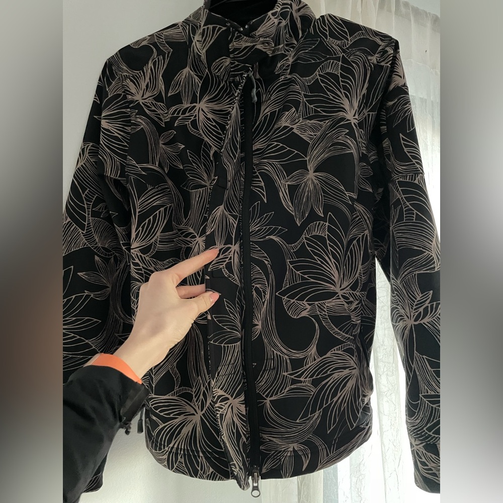 Athleta hard shell jacket - Picture 3 of 4